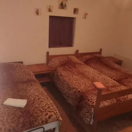 33 Lipe Oda ve Kahvaltı